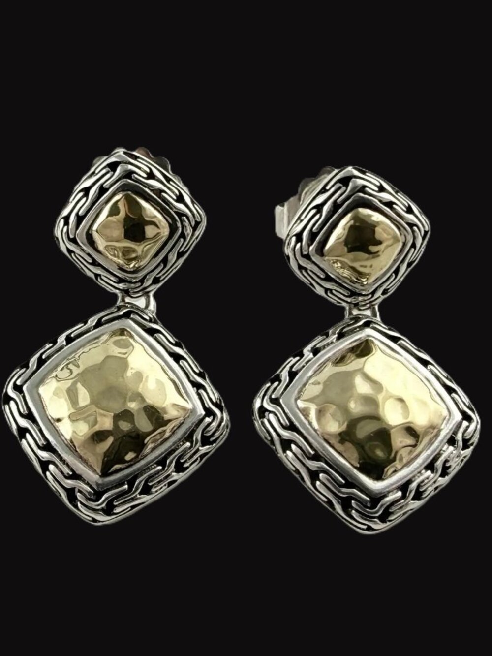 JOHN HARDY PALU HAMMERED 18kt GOLD SILVER SQUARE DROP EARRINGS STUNNING